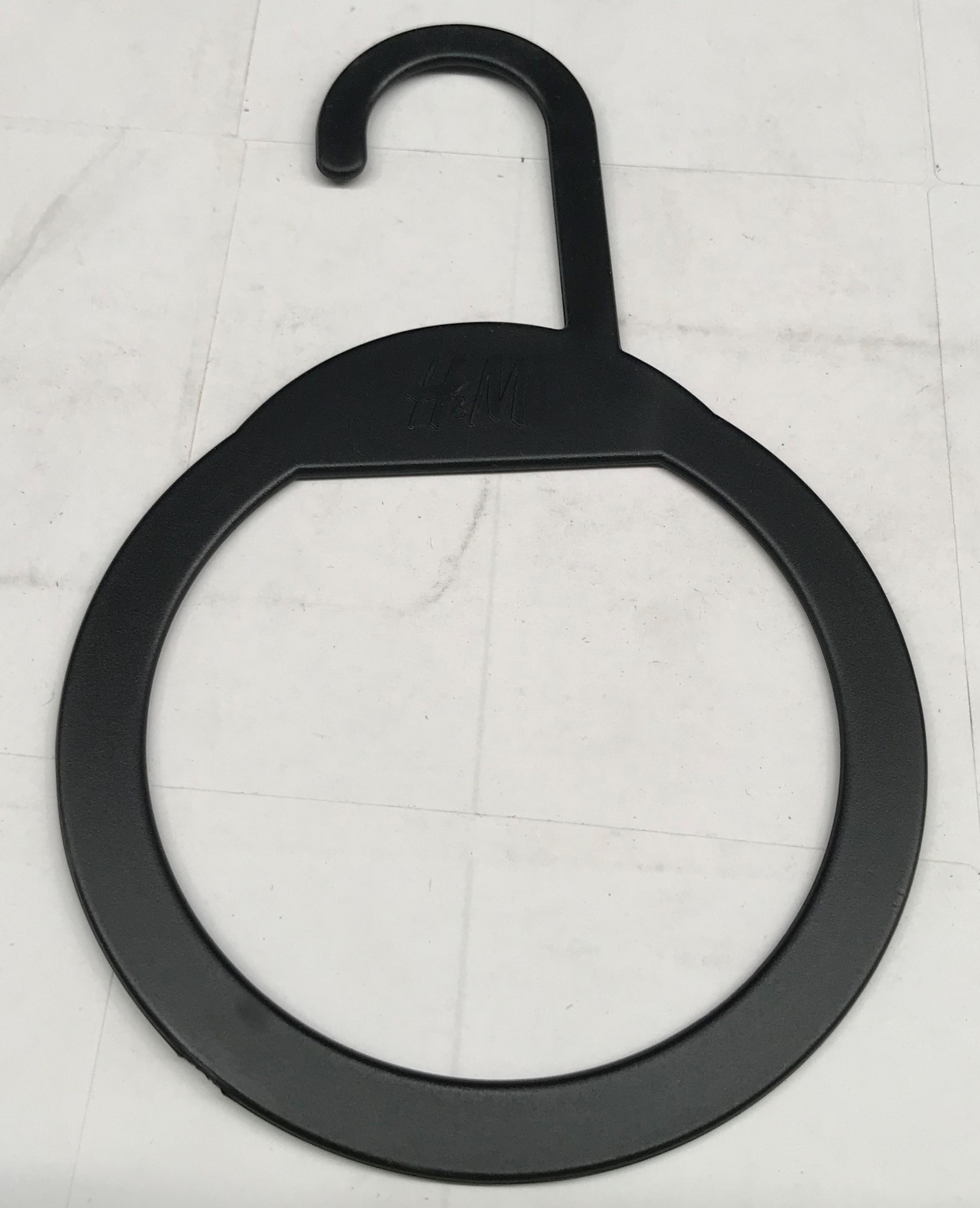 Pack SC30B Round Scarf Hanger