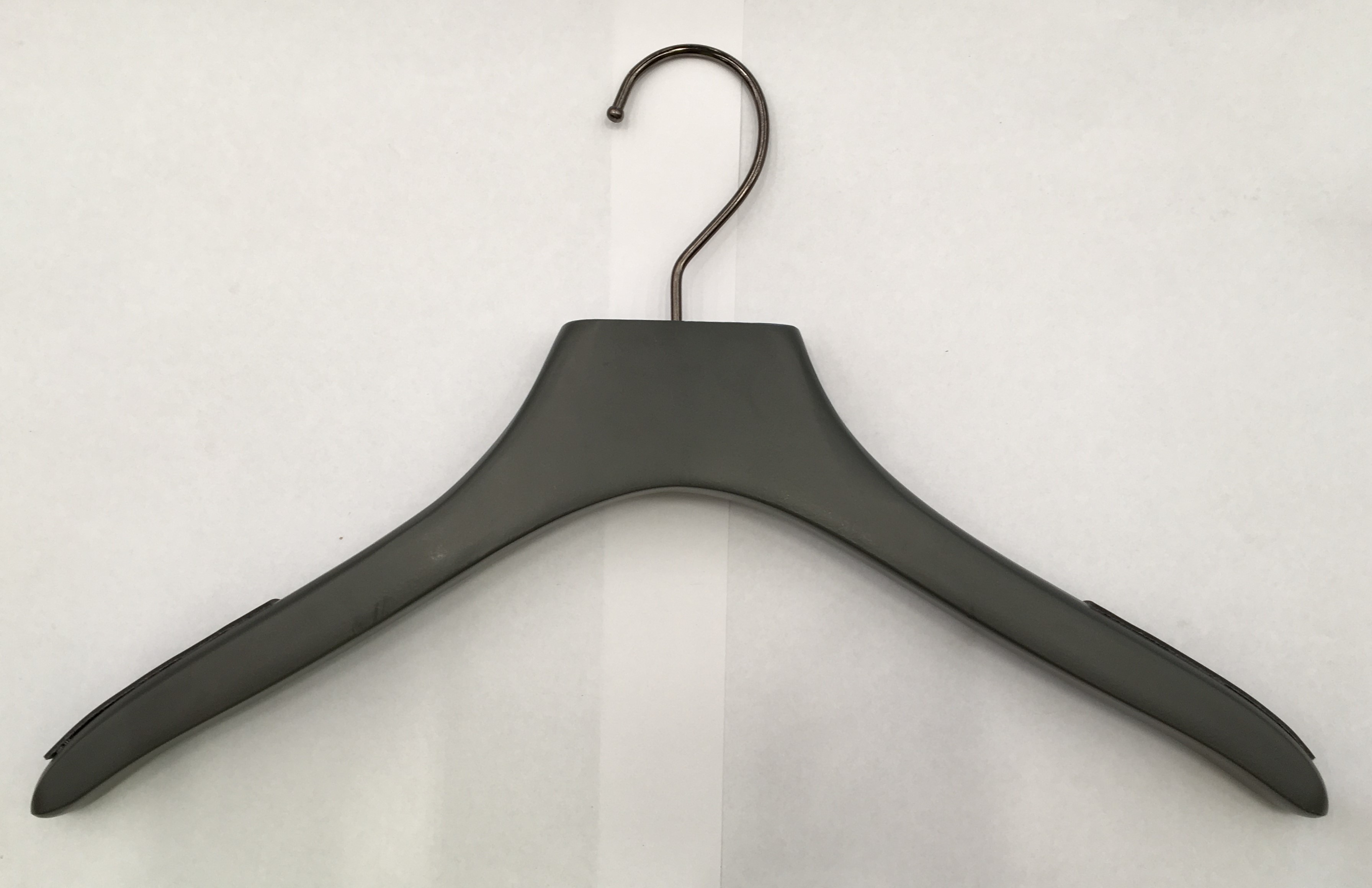 Carton COS38TRG Grey Top Hanger w. Rubberized Shoulders