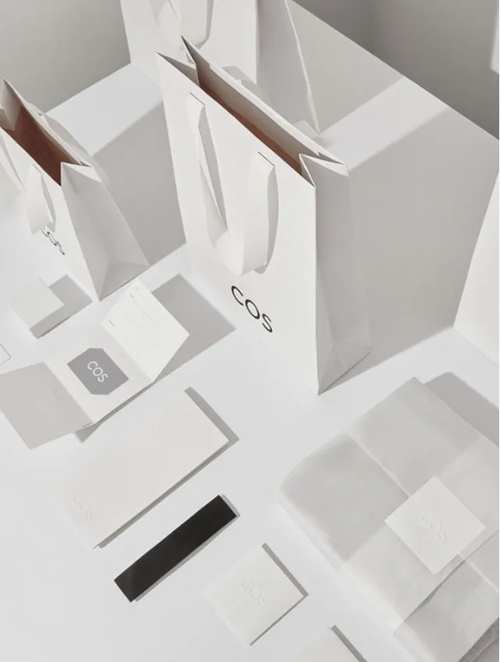 COS CARRIER BAGS WHITE MEDIUM